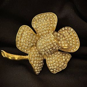 Floral Gold Brooch with Crystals